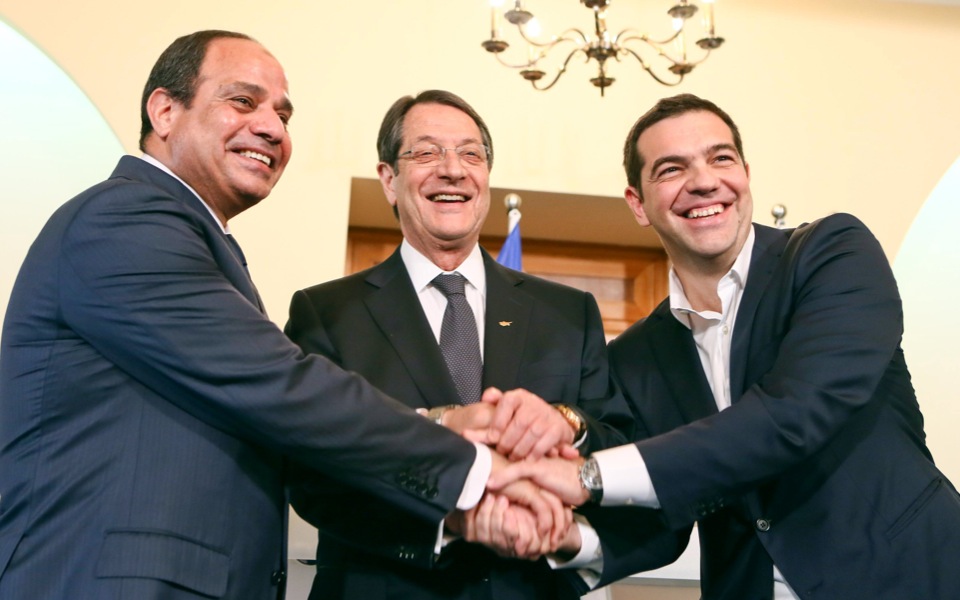 Egyptian president expected in Athens for trilateral talks