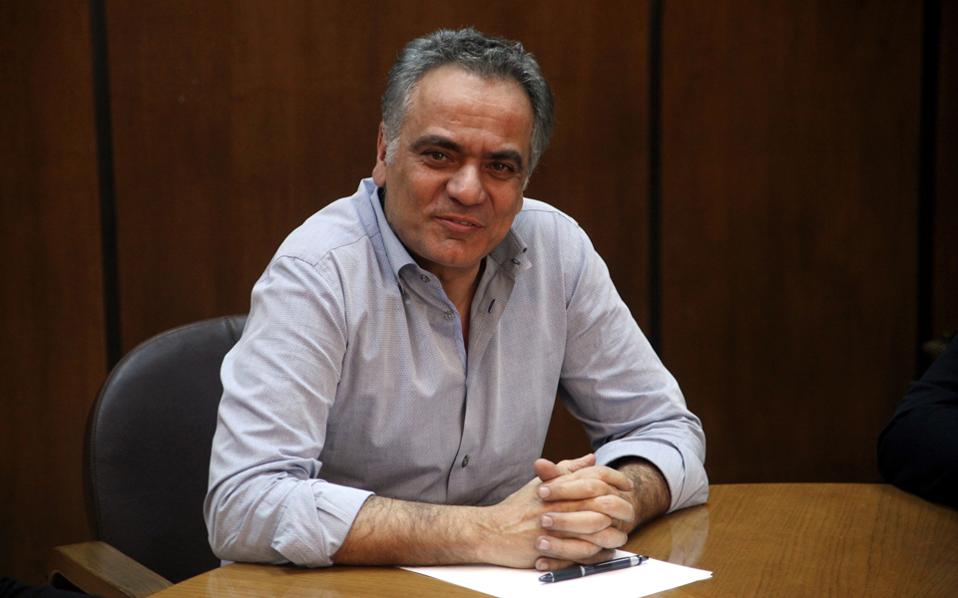 Greek government’s majority in question, says labor minister