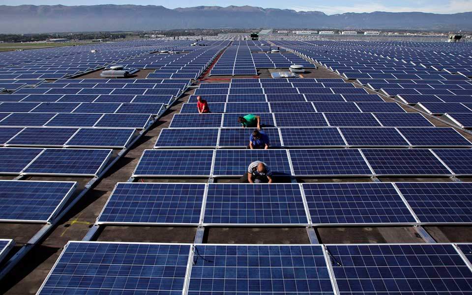 Investors keen on solar power projects in Greece