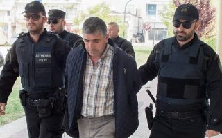 Turkish national gets suspended sentence for crossing border