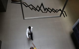 ATHEX: Bourse falls 3.38% in November