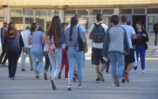 cypriot-university-attracts-greek-scholars-students