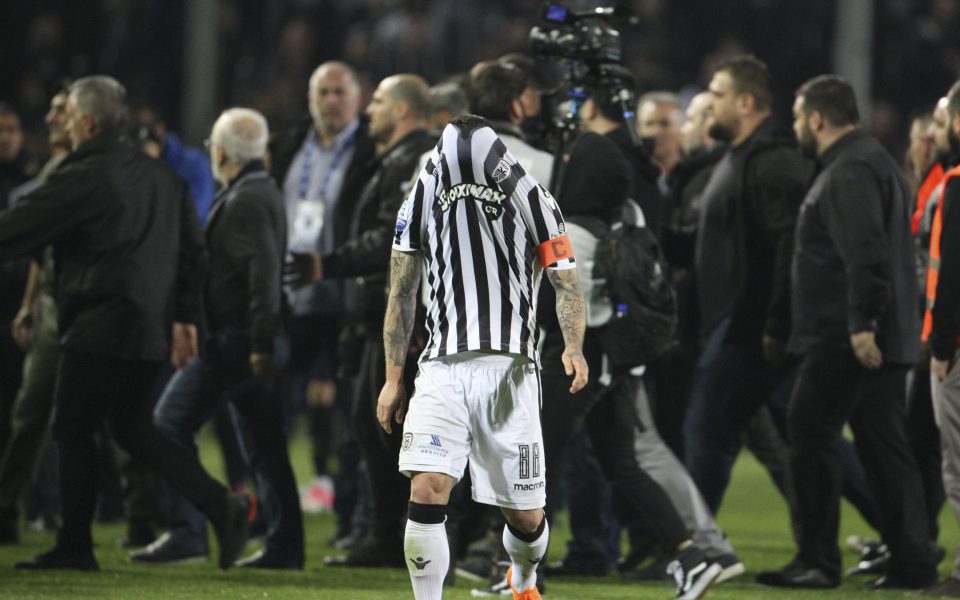 Minister vows ‘bold decisions’ on soccer after PAOK boss enters field armed