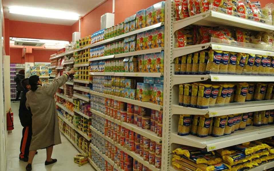 Greek retail sales rise 2.4 pct in October, led by supermarkets