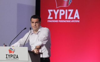 tsipras-suggests-party-referendum-to-overcome-split-in-syriza