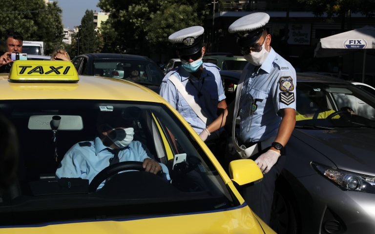 Traffic police arrest seven Athens taxi drivers for violations