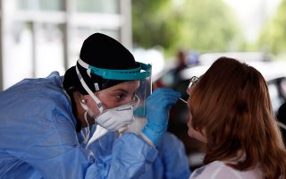 French students quarantined in Piraeus after coronavirus case on ferry