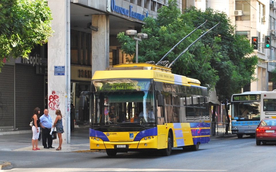 No metro, tram or trolley in Athens on Thursday; disruptions in flights