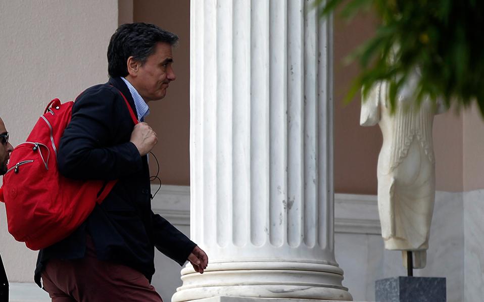 Greece preparing final legislation for conclusion of bailout review