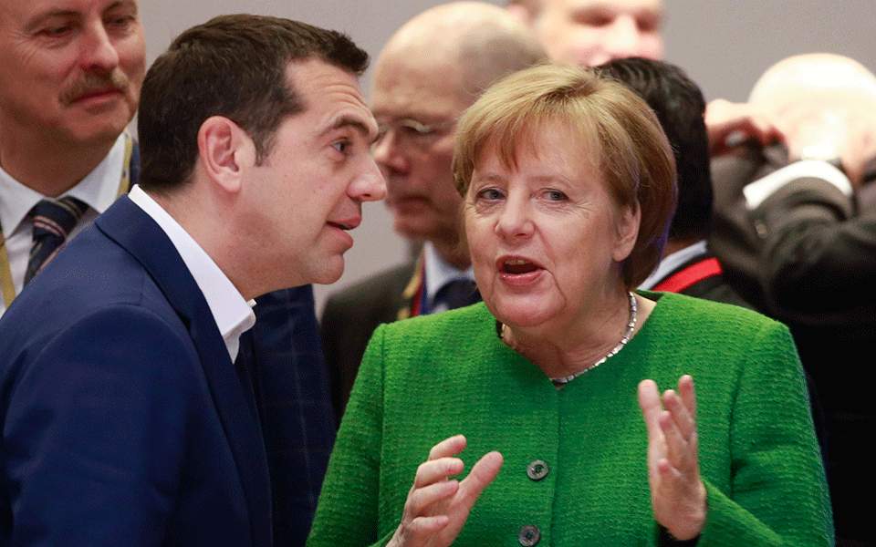 Merkel reassures Tsipras of support regarding Turkish aggression in Aegean