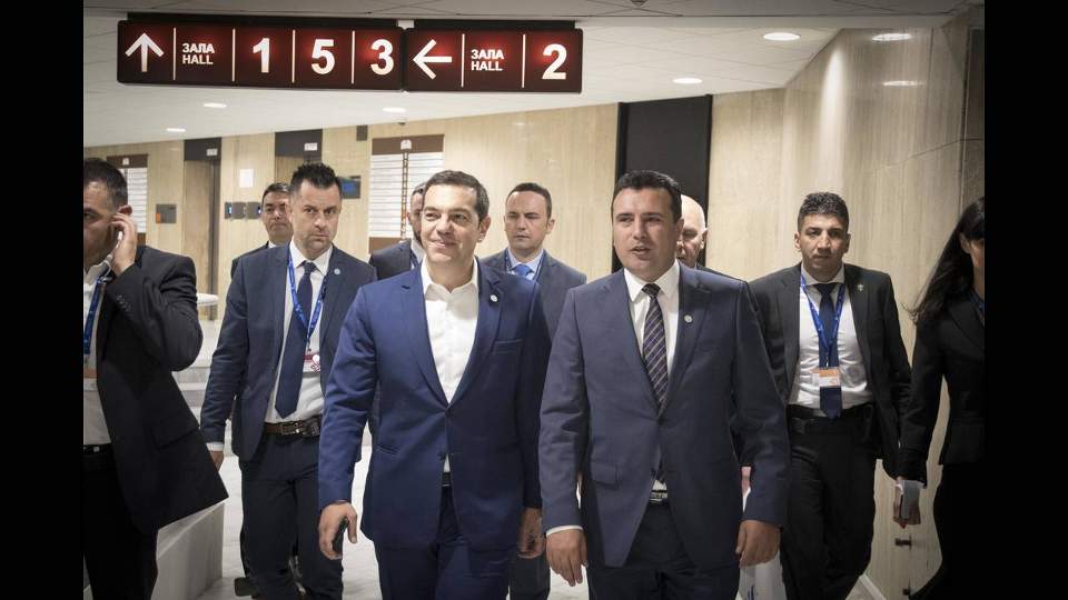 Tsipras due in Skopje Tuesday with some 120 Greek entrepreneurs