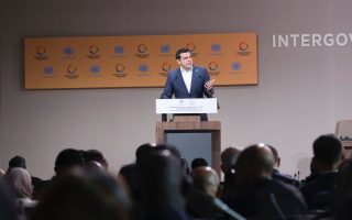 Migration requires ‘global solution,’ Greek PM tells UN meeting
