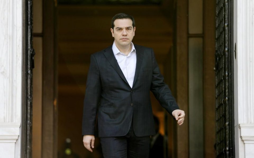 Tsipras ‘proud’ of living conditions of refugees