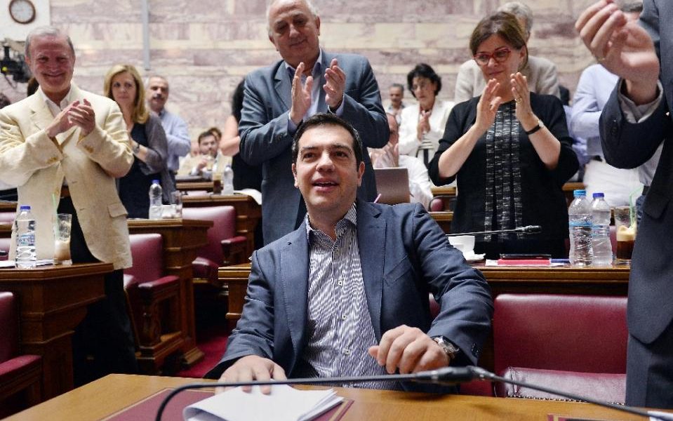 Tsipras asks parliament to approve reforms as ‘national responsibility’