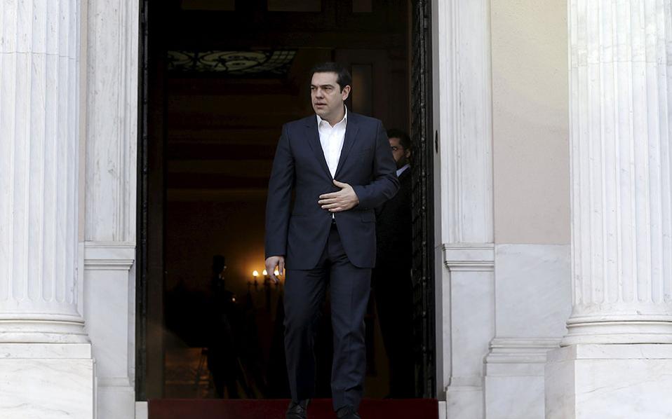 Tsipras urges voters to consolidate economic recovery, relief measures