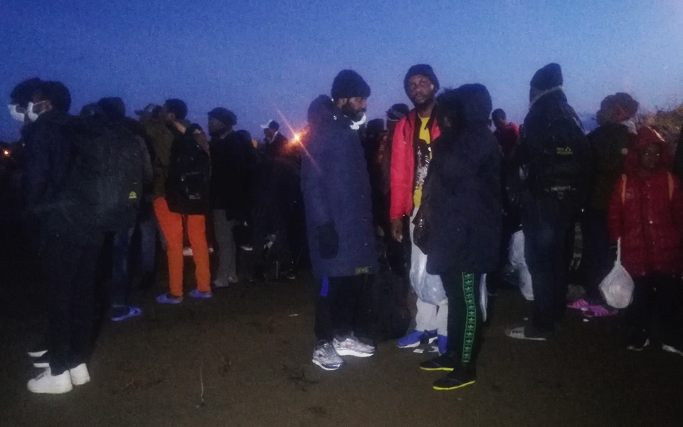Hundreds of migrants in Turkey head towards EU borders, reports say