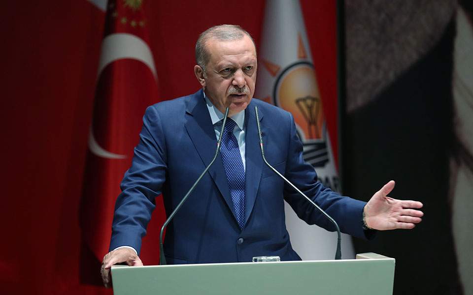 Erdogan appears unfazed by PM’s call for end to threats
