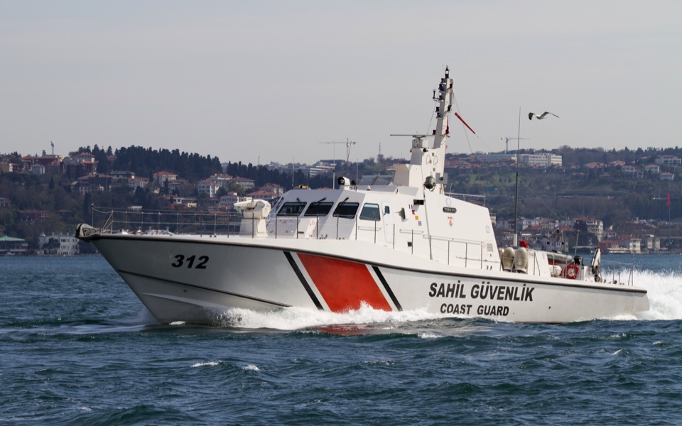 Fishermen detained by Turkish coast guard released