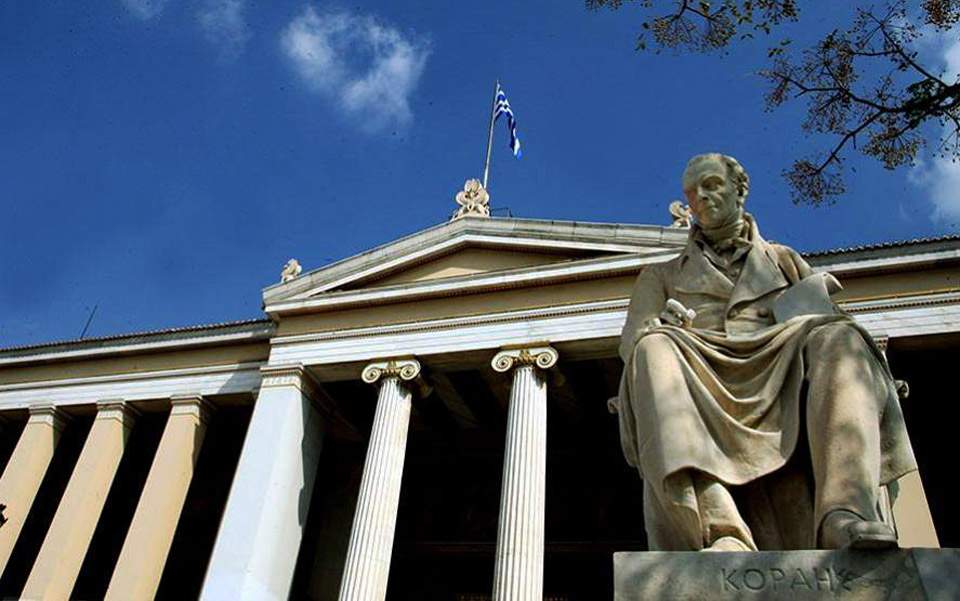 Fourteen Greeks included in global ‘most influential scientists’ list