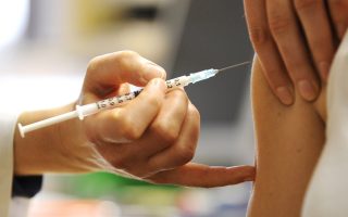 First vaccinations in Greece on Sunday afternoon