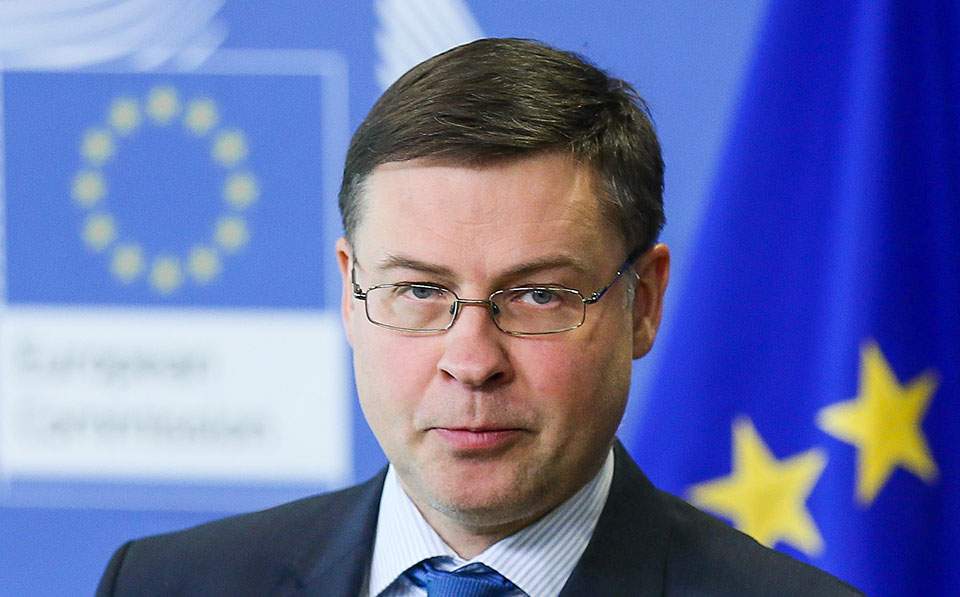 No backtracking on reforms, Dombrovskis warns Greece