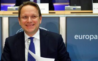EU enlargement chief urges opening to West Balkans