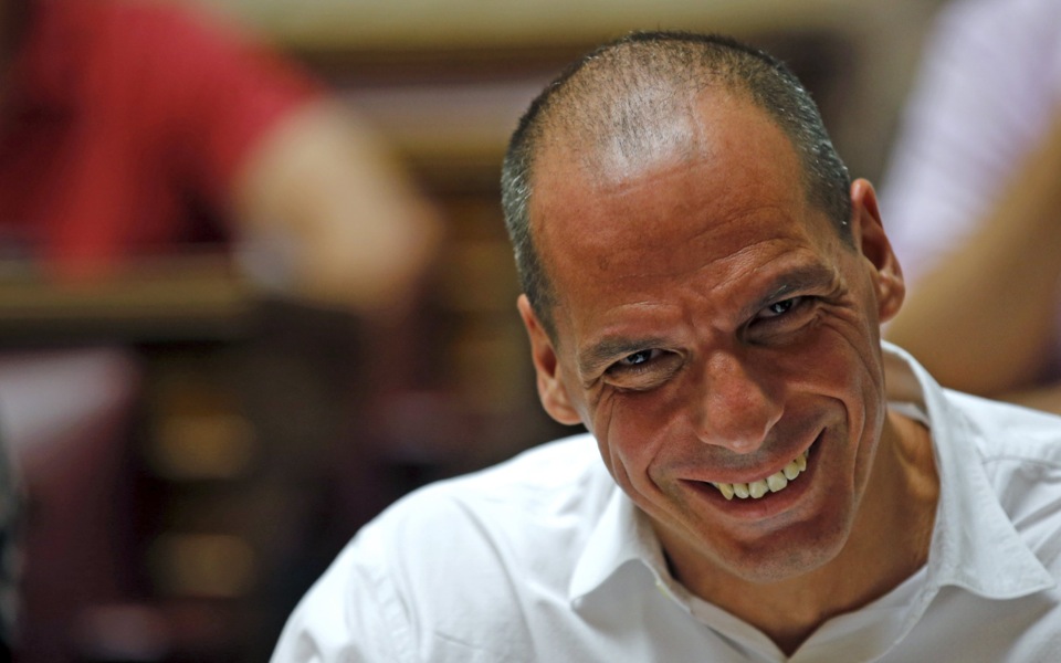 Varoufakis cites meeting with daughter for skipping vote