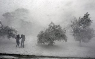 Snow coverage low in Greece despite cold front