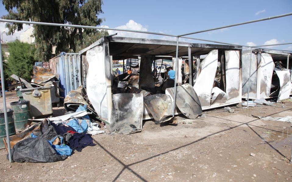New migrant center planned on Chios as tensions simmer