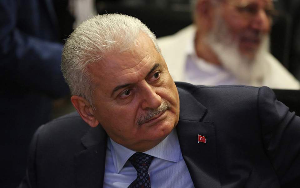 Yildirim digs at Tsipras over 8 Turkish servicemen, suggests link to case of Greek soldiers