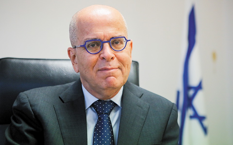 Israeli ambassador urges stronger ‘strategic ties’ in interview with Kathimerini