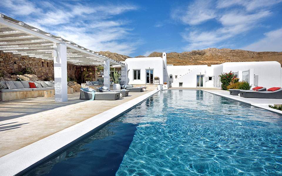 Luring private family wealth managers to Greece