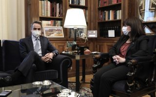 PM to meet Sakellaropoulou