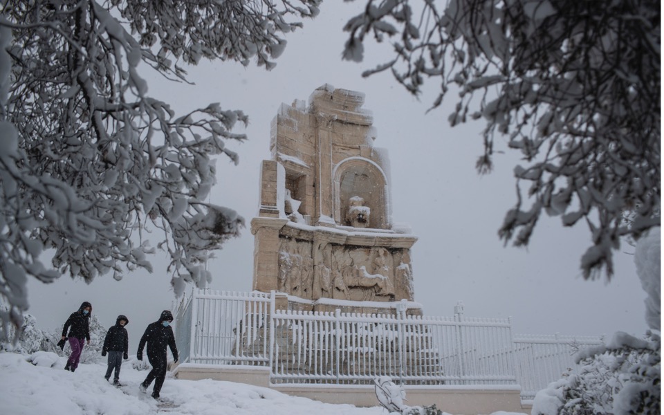 Heavy snow blankets the Greek capital