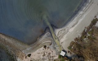 Waste treatment plant leaking into sea