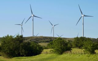 Greek wind energy power up 8.2% in 2021