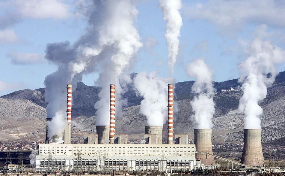 EU probes PPC practices as energy company cooperates