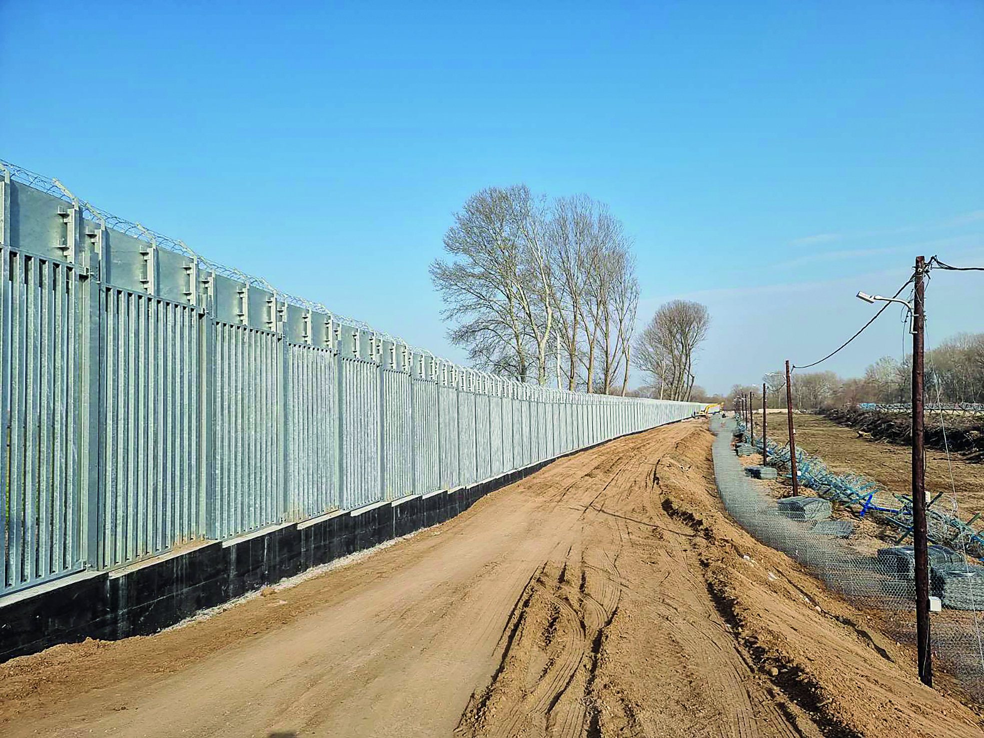 New border fence construction moving along | eKathimerini.com