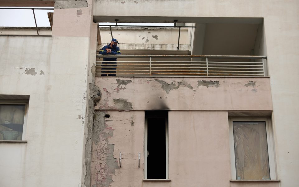 3 migrants die in Greece after fire in abandoned building