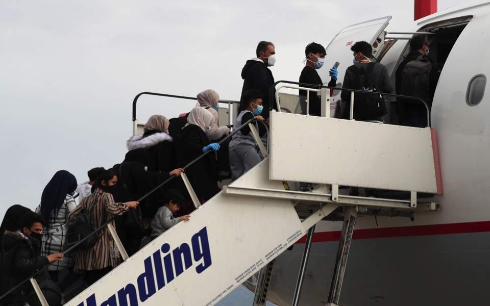 82 more recognized refuges relocated to Germany