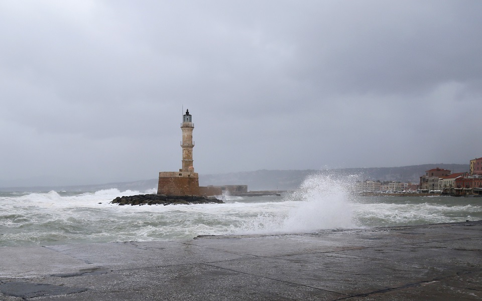 Southeastern Greece bracing for storms, strong winds