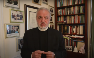 Father Alex Karloutsos to receive US Presidential Medal of Freedom