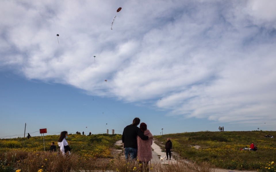 Greeks fly kites for Clean Monday holiday despite pandemic
