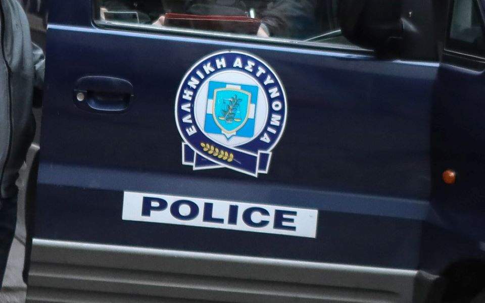 Suspect arrested in Rhodes for stabbing police officer