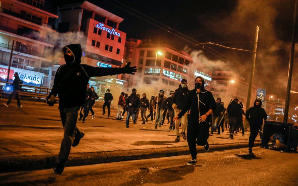 Sixteen arrested over Tuesday’s clashes with police officers in Athens suburb