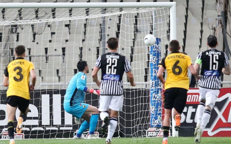 PAOK and Olympiakos edge close to the Cup final