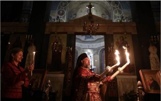 Greek Church to allow worshippers at Easter Week services