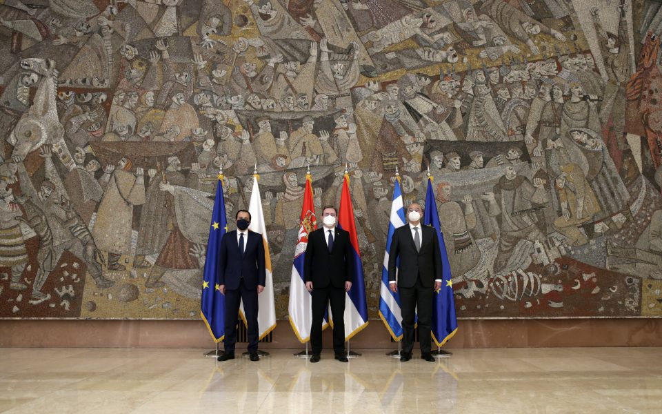 Dendias in Belgrade for talks with Serb, Cypriot counterparts