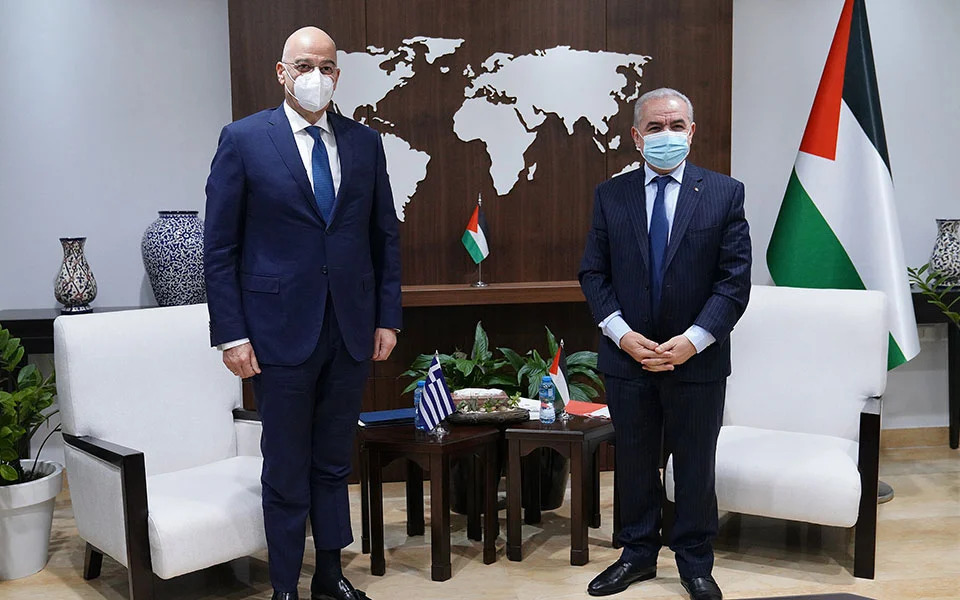 Dendias meets Palestinian premier