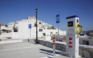 PM: Astypalea’s e-mobility project a launchpad for ‘greener future’